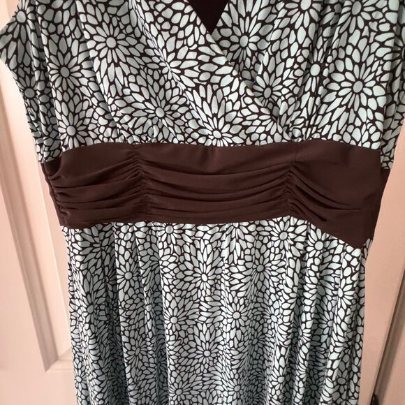 Perceptions Petite Mint Green and Brown Flower Print Dress Size 10P - Picture 12 of 12